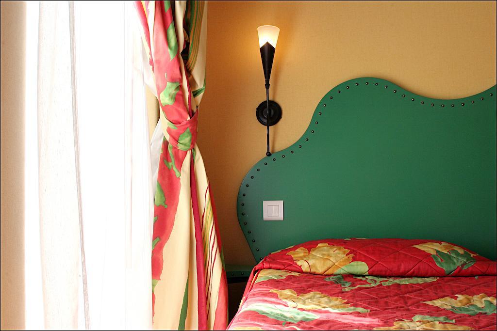 9Hotel Republique Paris Chambre photo